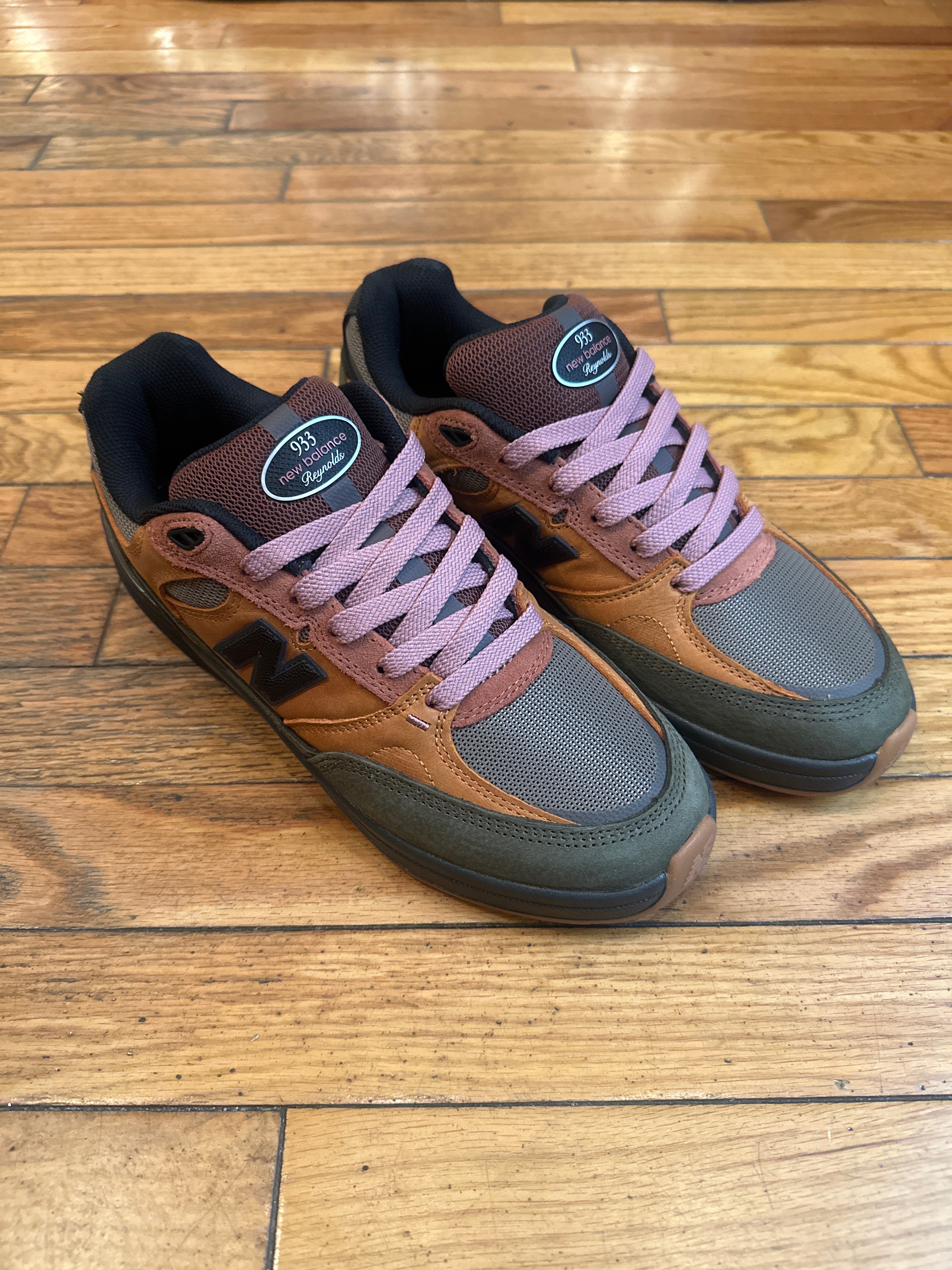 New Balance Andrew Reynolds x Mike Gigliotti 933 Shoes Brown/Pink