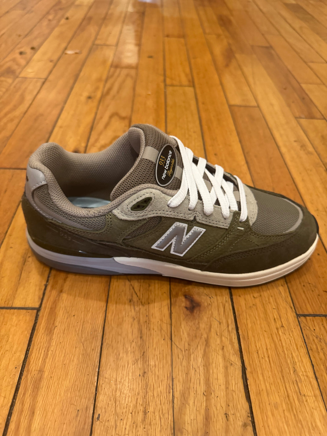 New Balance Andrew Reynolds 933 shoes in Olive