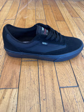 Load image into Gallery viewer, Vans Curren Caples Pro Model Shoes in Black/Black