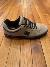 Load image into Gallery viewer, IPath Footwear Reed Low in Natural Suede