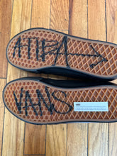 Load image into Gallery viewer, Vans Skate Chukka Black/Black