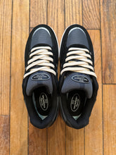 Load image into Gallery viewer, New Balance Andrew Reynolds 933 Shoes Black/Blue