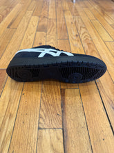 Load image into Gallery viewer, ASICS Japan Pro shoes in Black/White