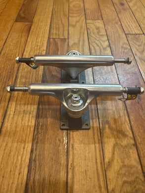 Slappy ST1 Hollow Polished hanger with Gunmetal Baseplate Trucks
