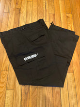 Load image into Gallery viewer, Embark Cargo Pants in Black