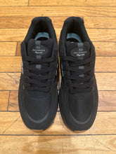 Load image into Gallery viewer, New Balance Andrew Reynolds 933 Shoes Black/Black